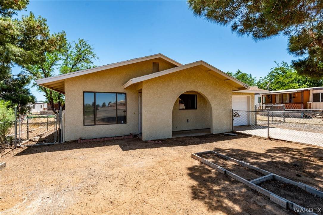 2750 Jagerson Avenue - Photo 1