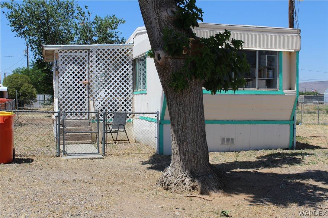 3630 Diagonal Way - Photo 1
