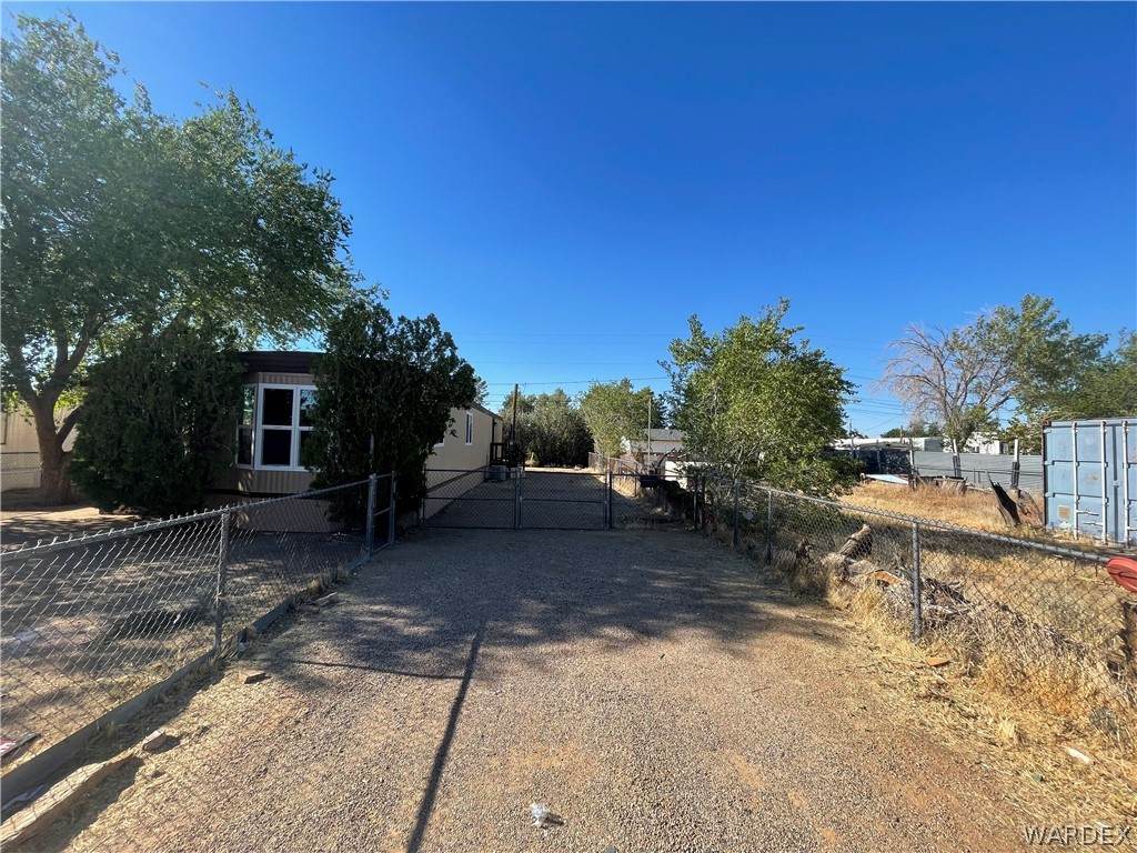 3659 Shaeffer Avenue - Photo 1