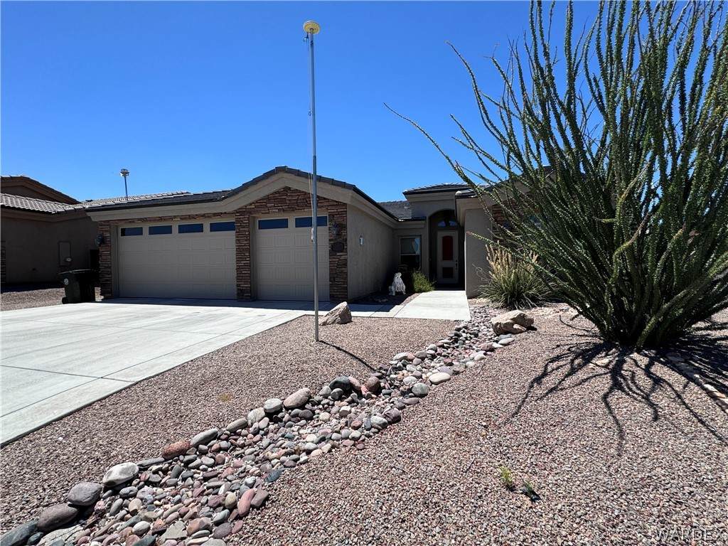 3300 Karen Avenue - Photo 1