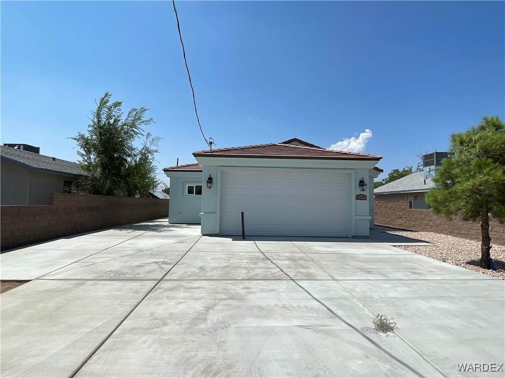 2127 Kingman Avenue - Photo 1