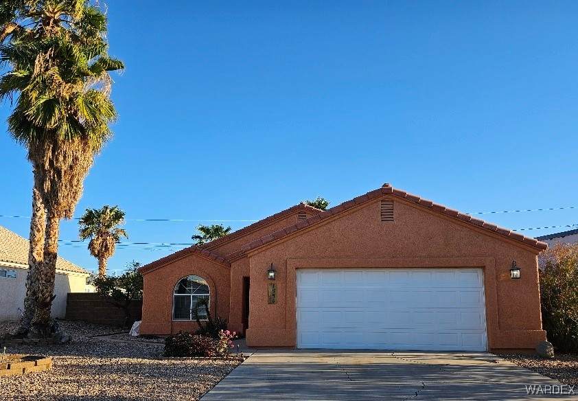 1596 Kyle Avenue - Photo 1