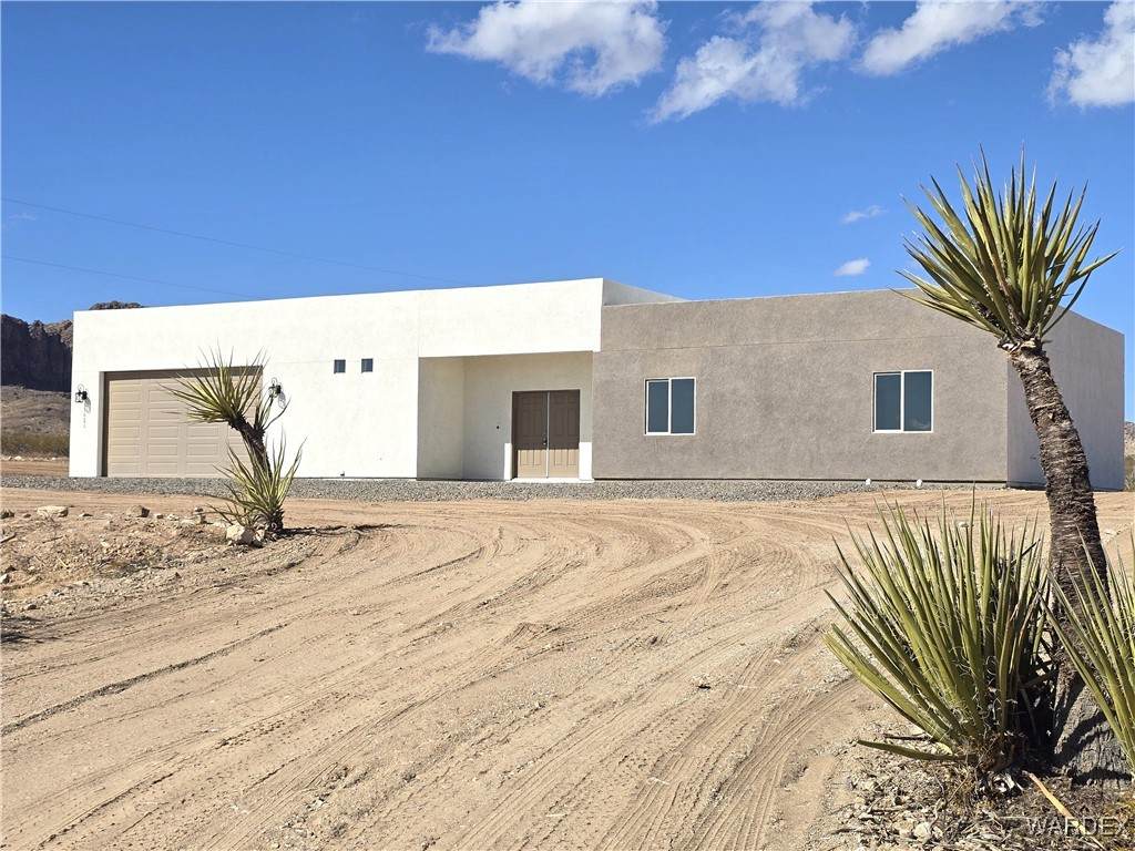 1621 Don Luis Road - Photo 1