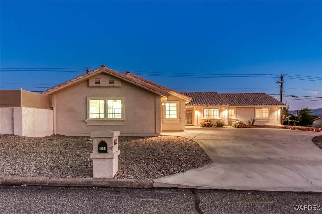 2390 Smoketree Avenue - Photo 1