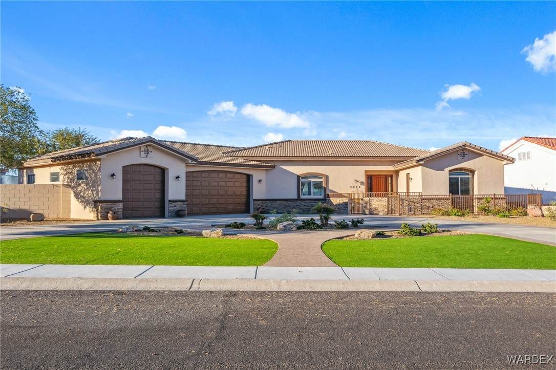 2892 Cresthill Dr. - Photo 1