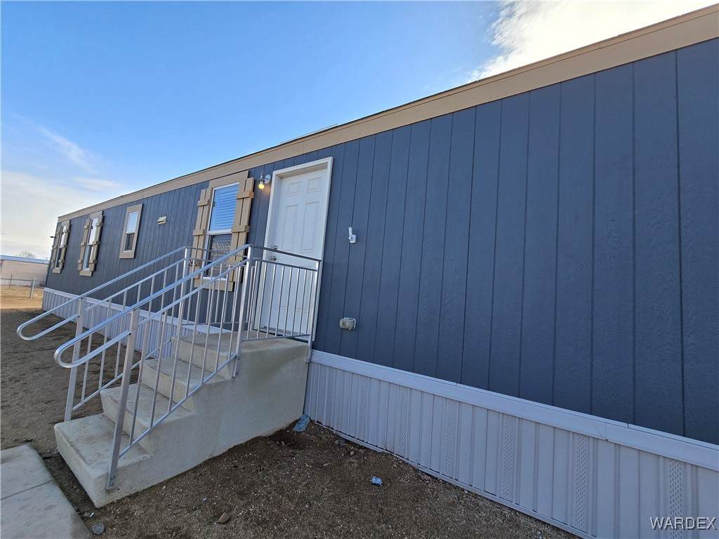 2400 Leroy Avenue - Photo 1