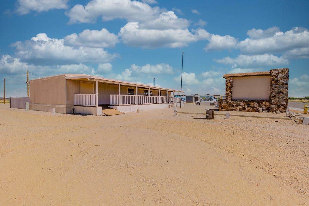 3305 Northern Avenue - Photo 1