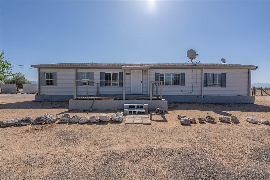 4070 Cowlic Road - Photo 1