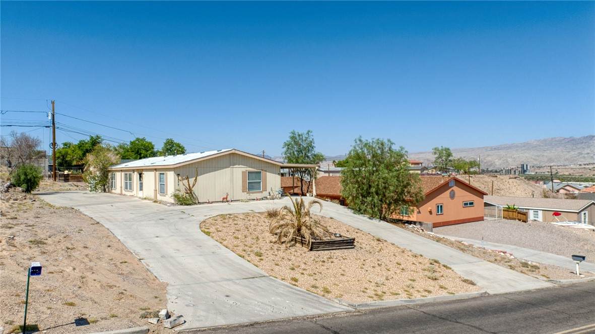 1277 Arcadia Boulevard - Photo 1