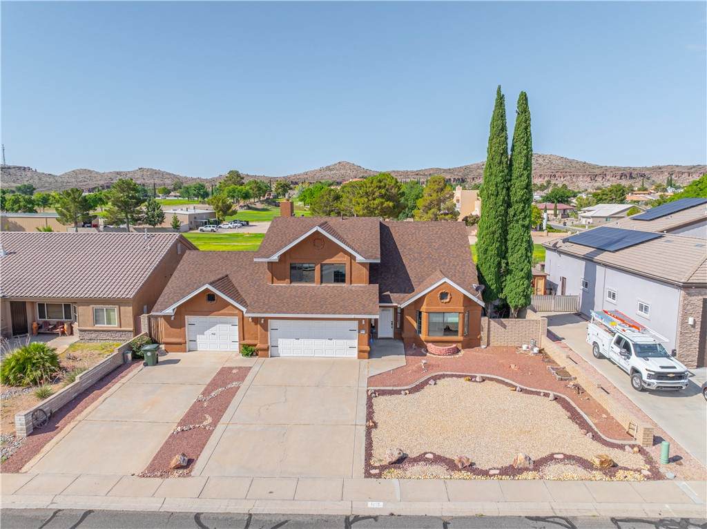 905 Country Club Drive - Photo 1