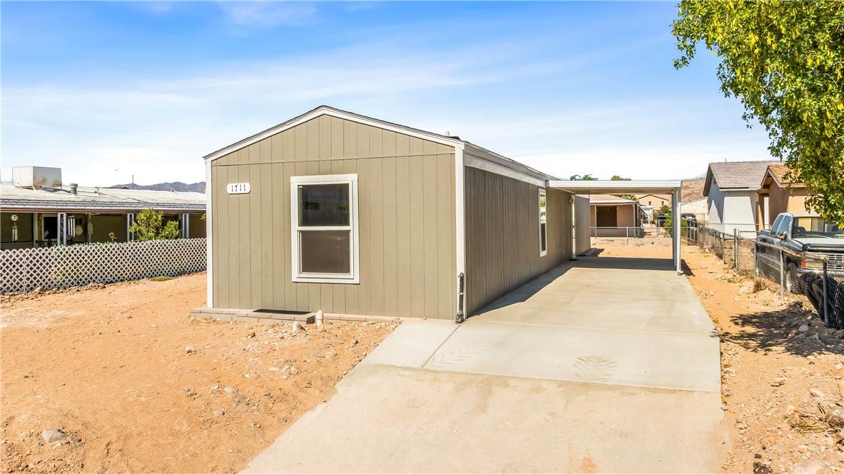 1711 Yale Drive - Photo 1