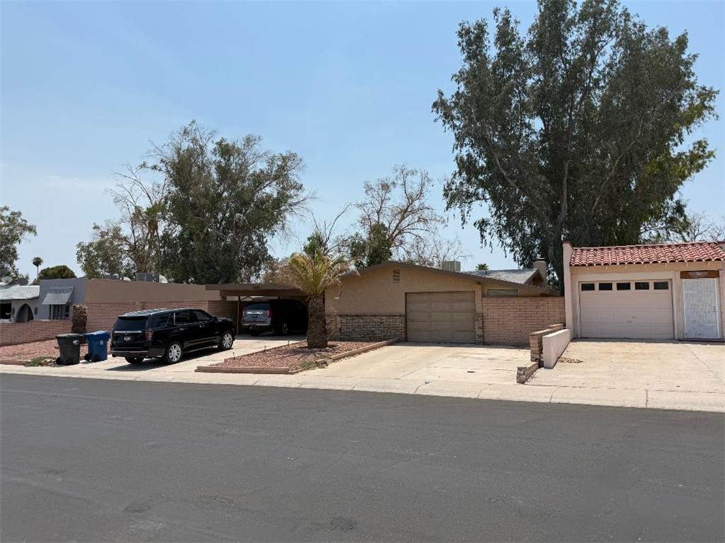 2605 Country Club Drive - Photo 1