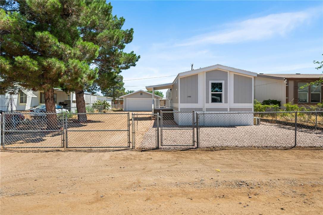 3190 Potter Avenue - Photo 1
