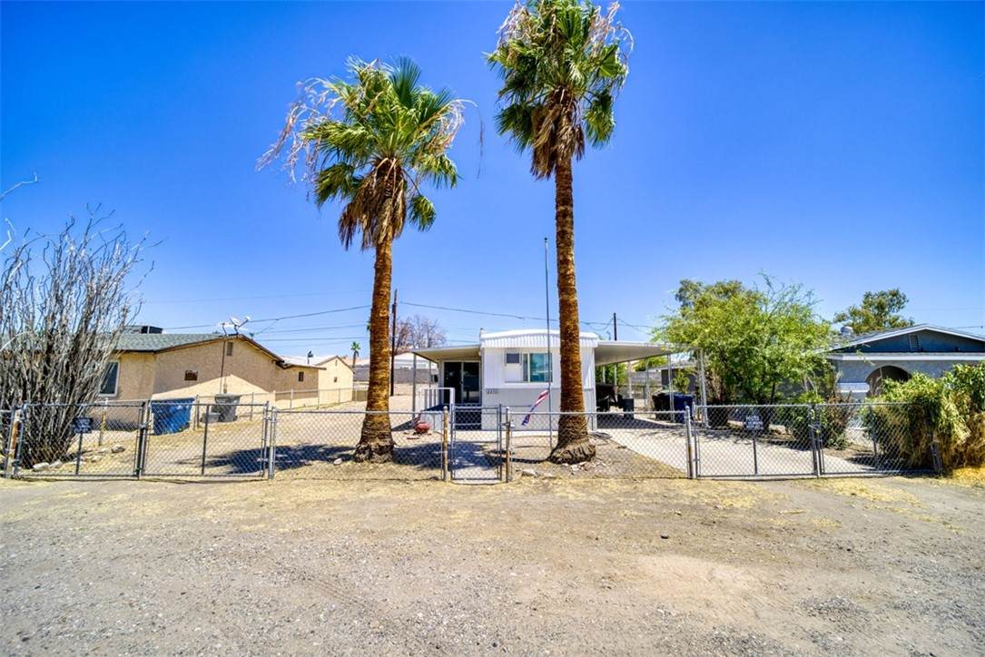 2270 Riverview Circle - Photo 1