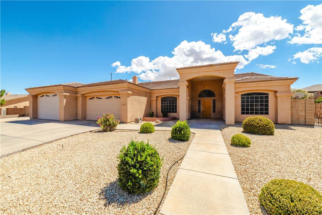 2276 Seminole Drive - Photo 1