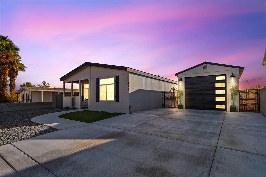 2522 Camino Del Rio - Photo 1