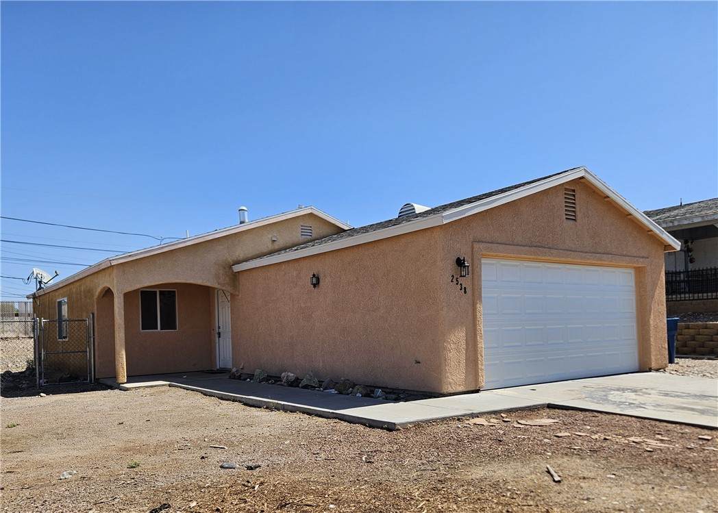 2538 Country Club Lane - Photo 1