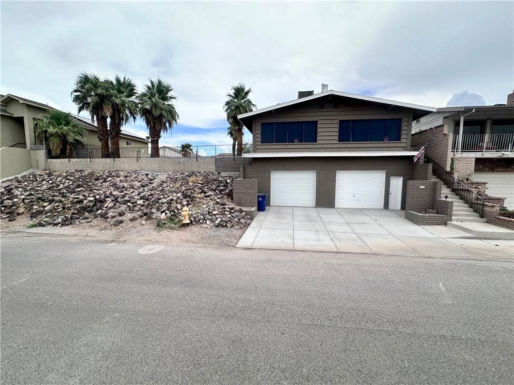 1470 Riverfront Drive - Photo 1