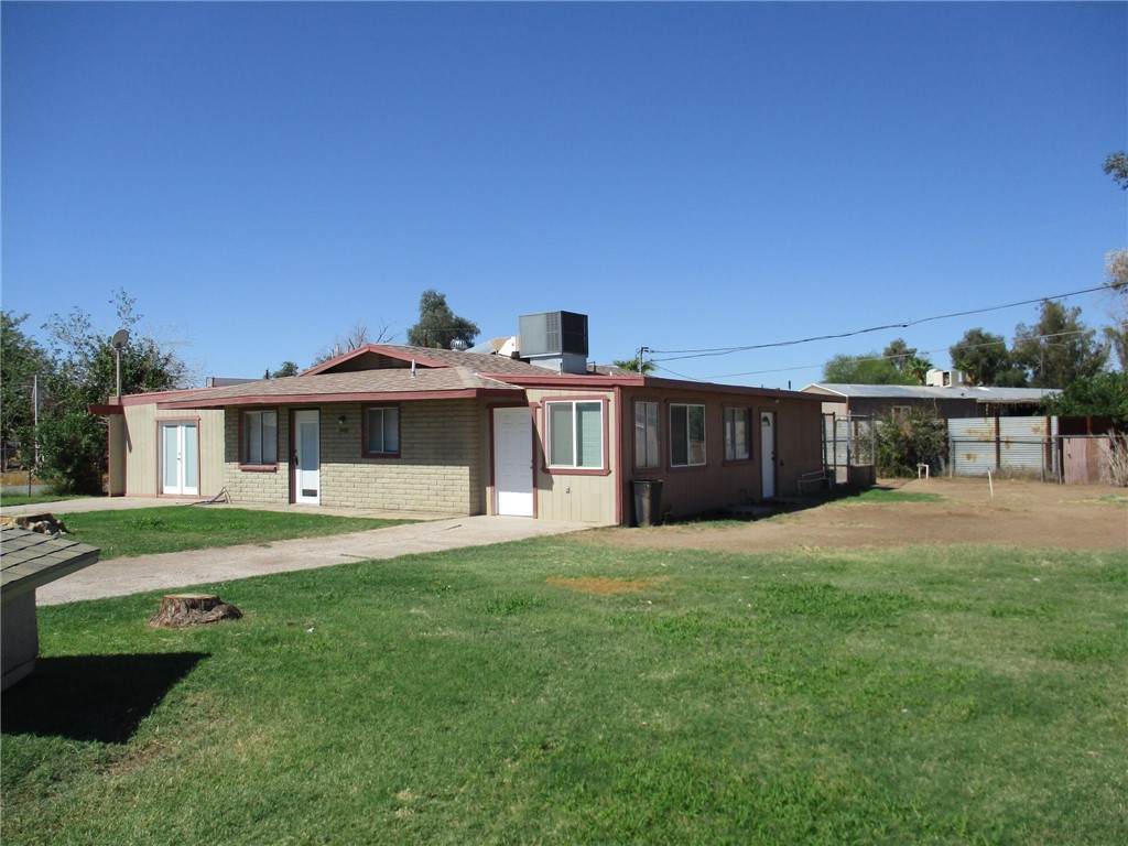 10057 Driftwood Circle - Photo 1