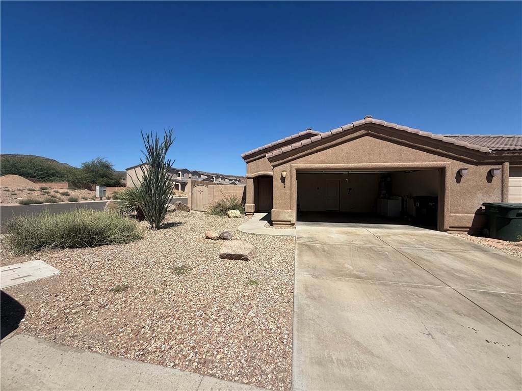 685 Vista Grande Drive - Photo 1