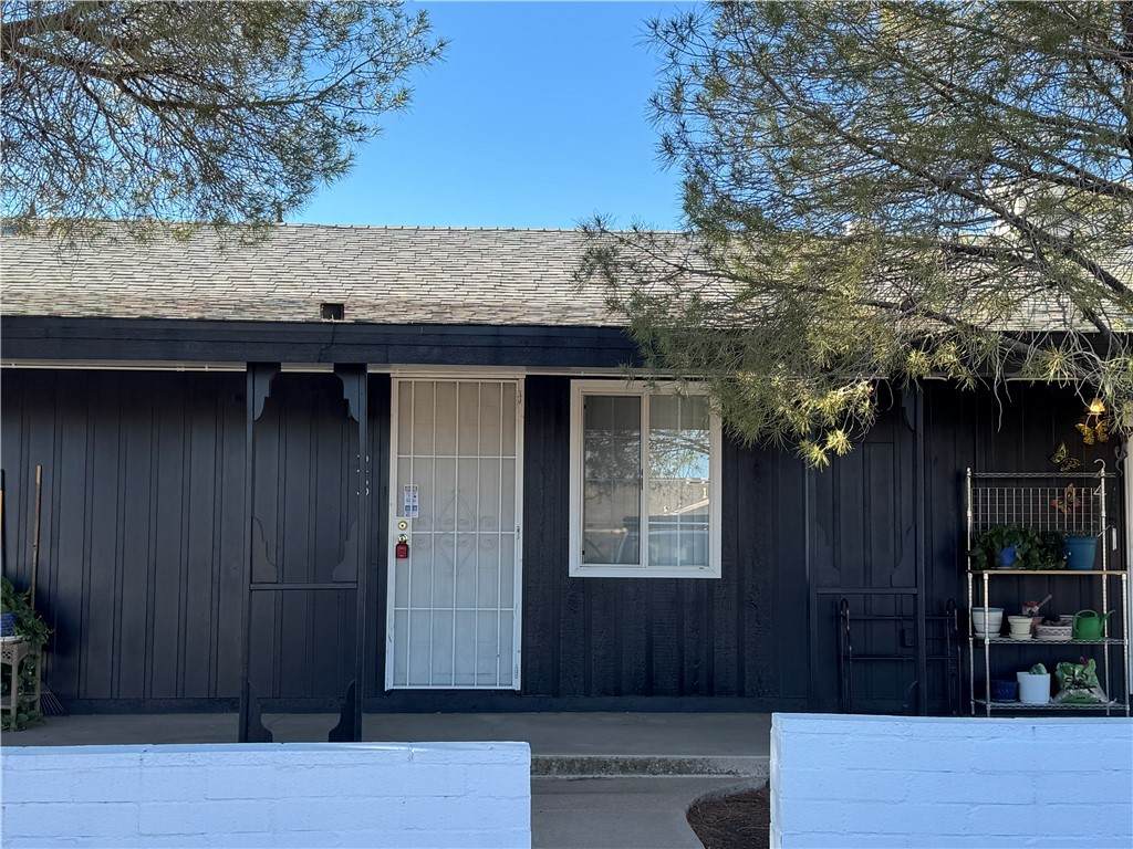 1401 Main Street - Photo 1