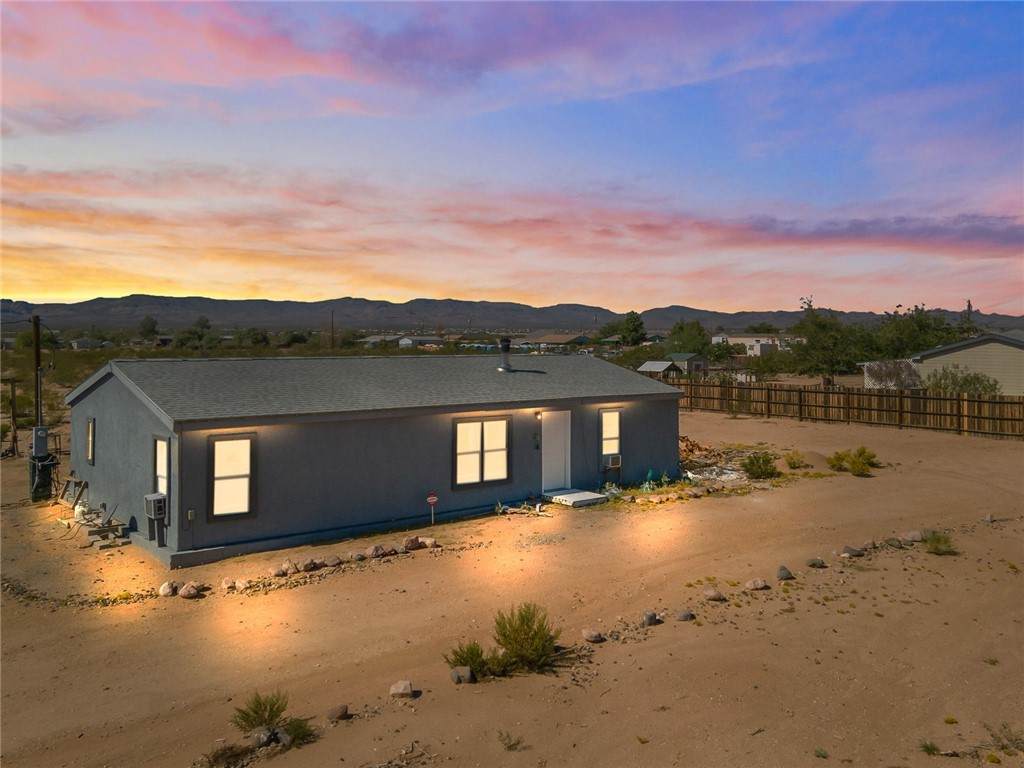 549 Glen Canyon Road - Photo 1