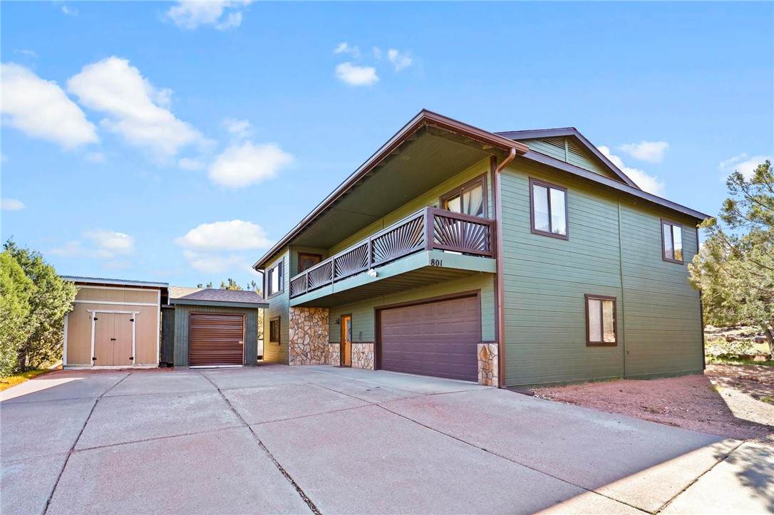 801 Madison - Photo 1