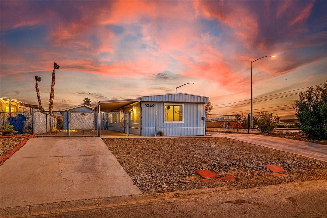 1740 Bluebonnet Boulevard - Photo 1