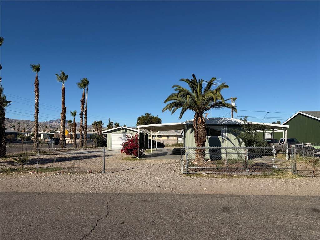 1001 Holly Street - Photo 1