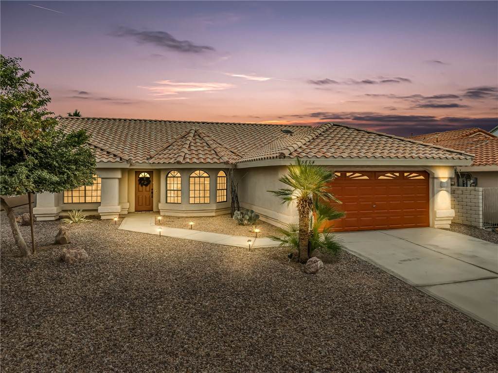 5614 Desert Lakes Drive - Photo 1