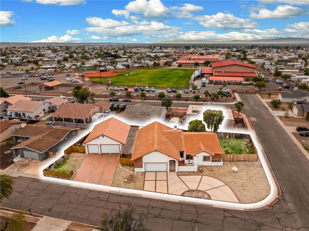 632 Lilac Lane - Photo 1