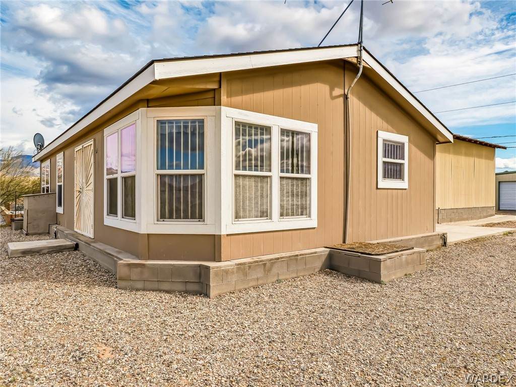 3199 Katherine Drive - Photo 1