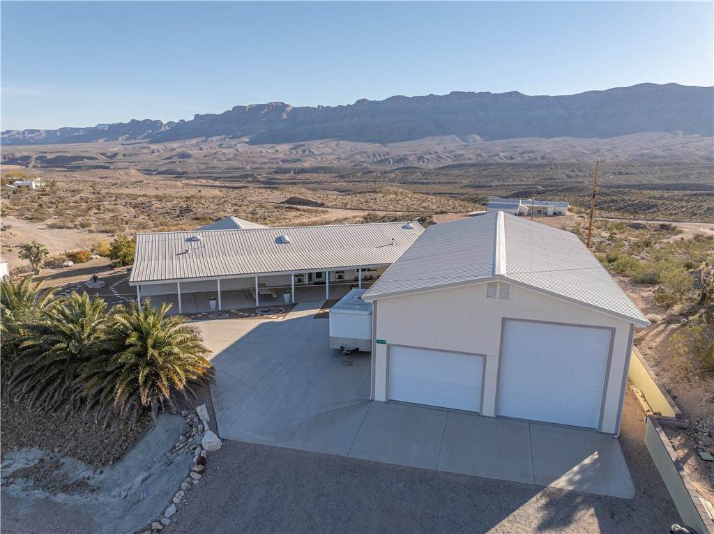 1410 Meadview Boulevard - Photo 1