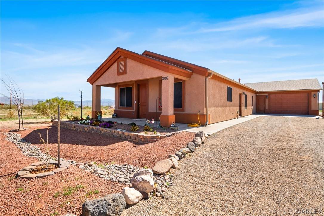 7880 Shipp Drive - Photo 1