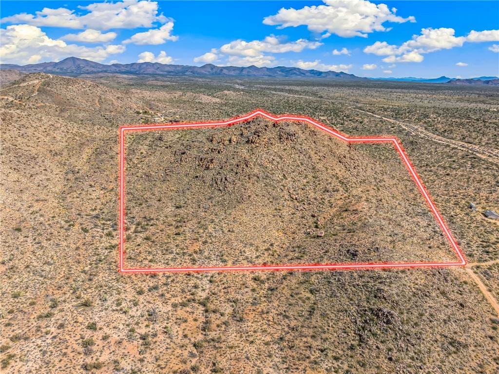 121-18-005 E Saguarro Rd. - Photo 1