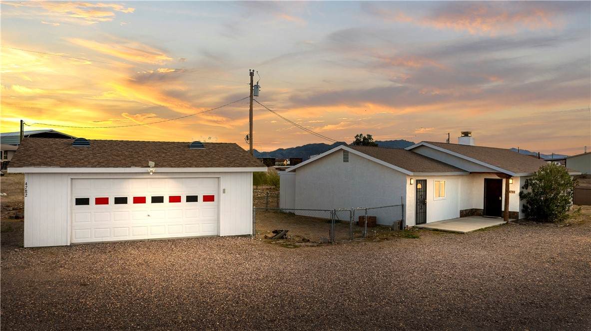 4782 Cove Drive - Photo 1