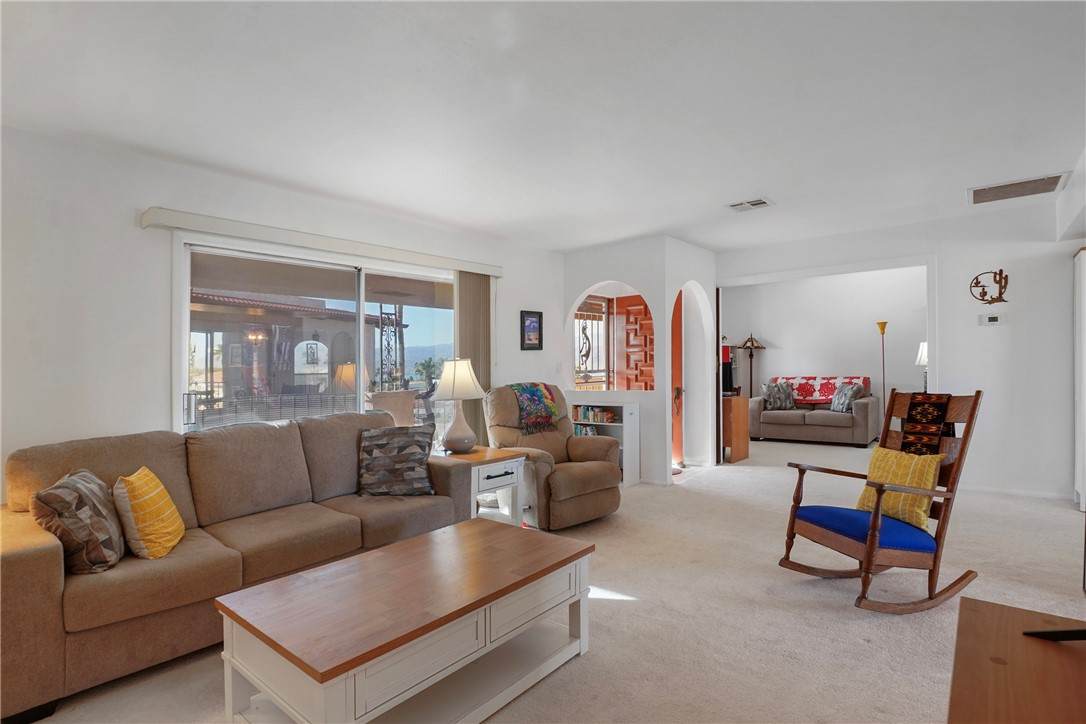 565 Jones Drive - Photo 1