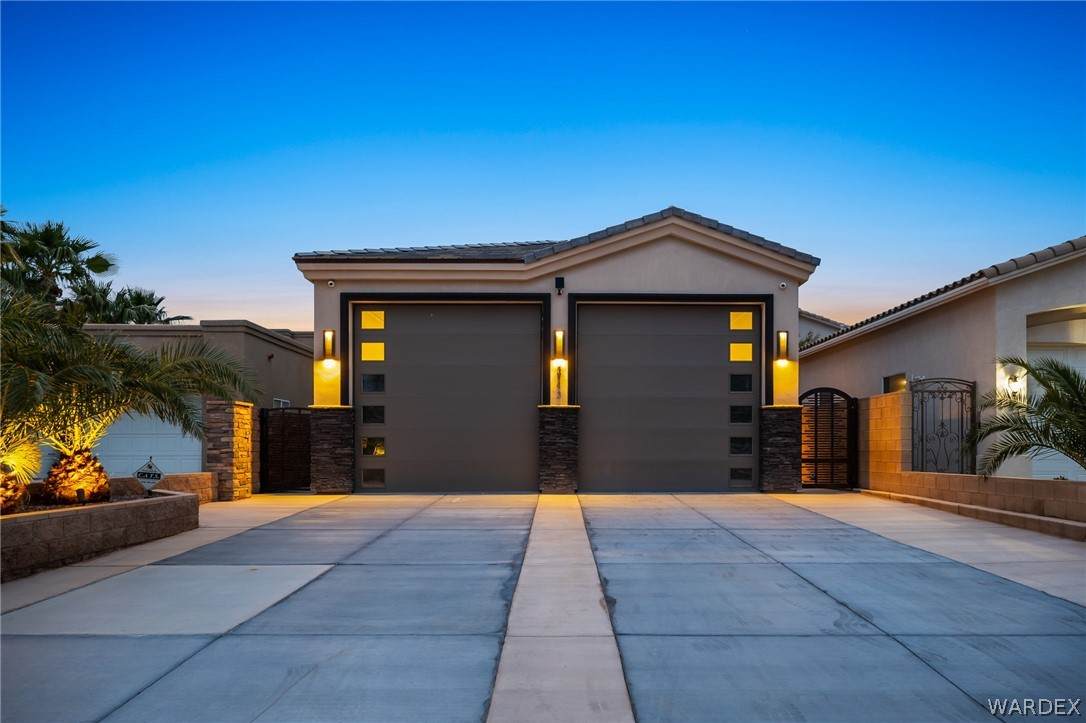 2943 Camino Del Rio - Photo 1