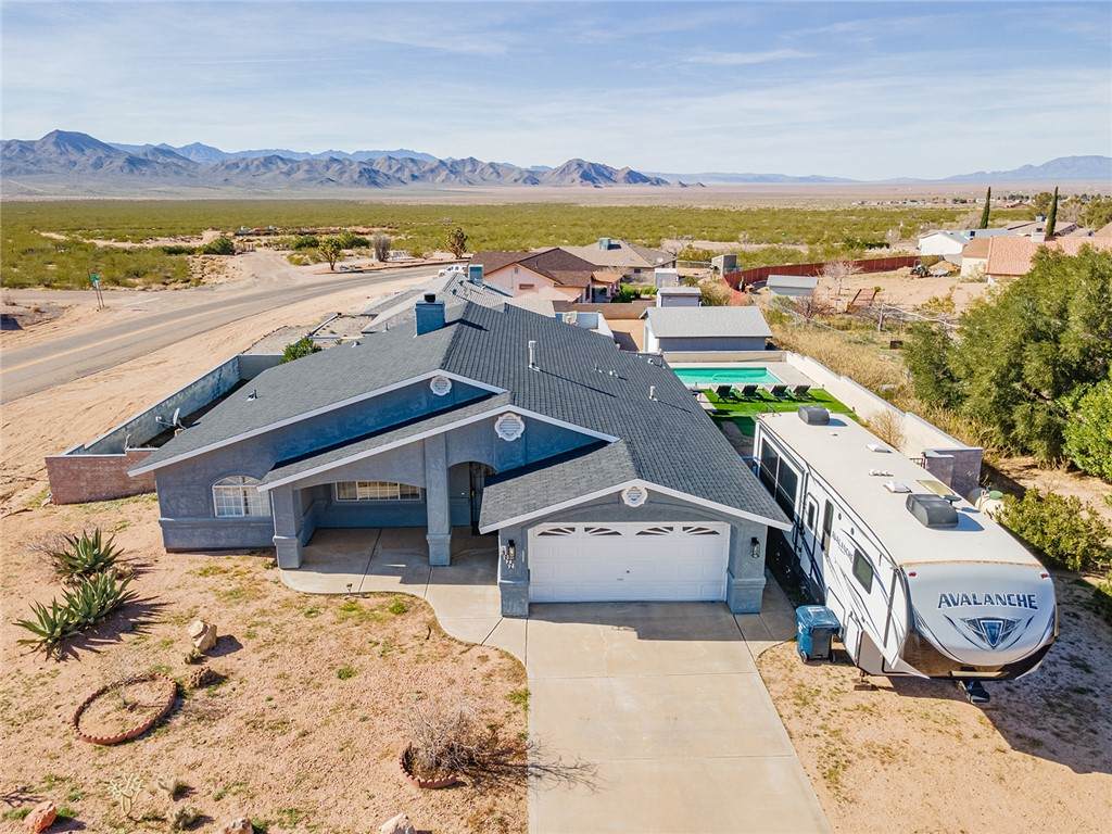 9022 Lariat Drive - Photo 1