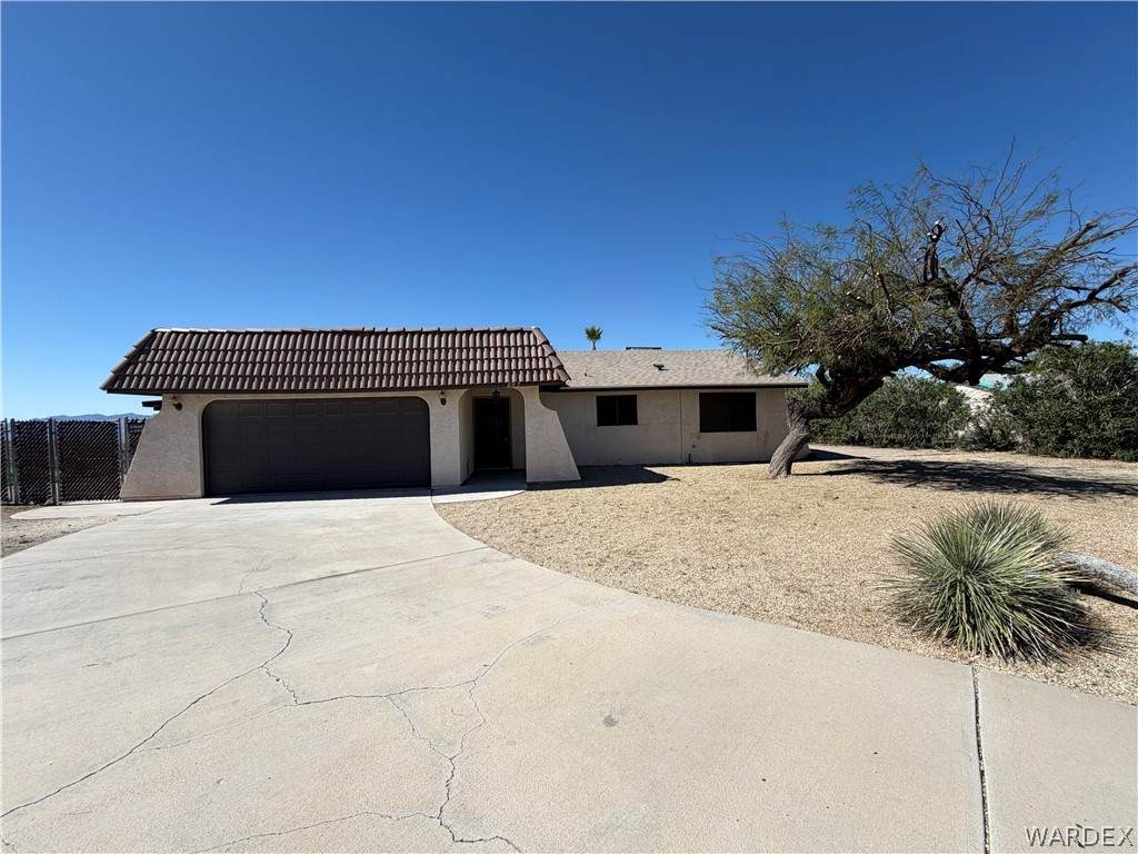 883 Los Flores Street - Photo 1