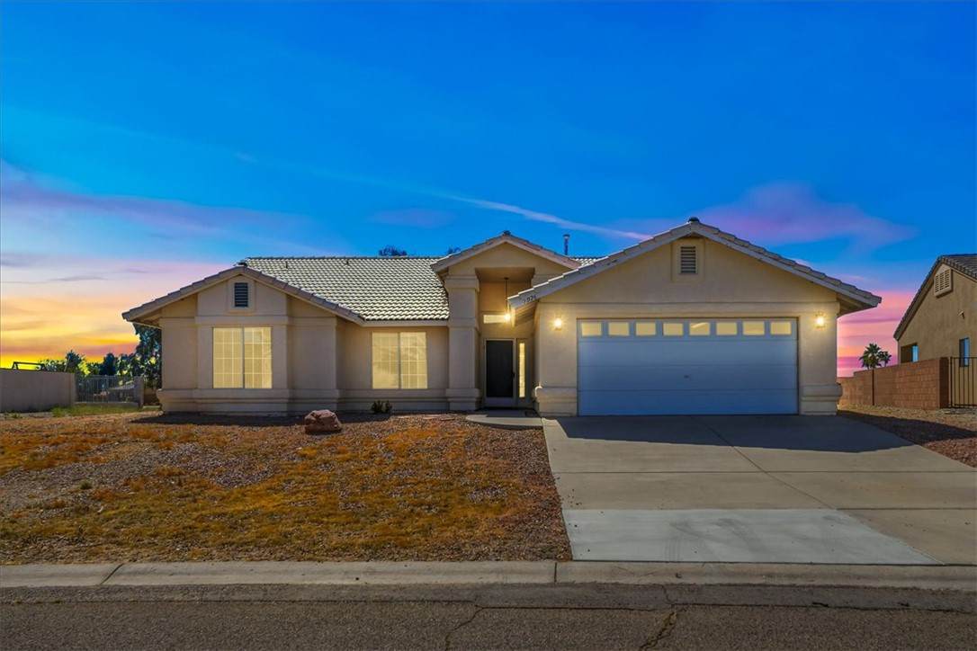 1976 Desert Greens Drive - Photo 1