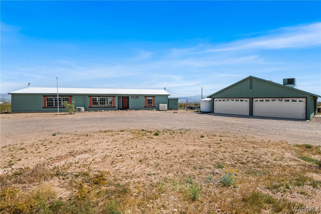 1464 Dragoon Road - Photo 1