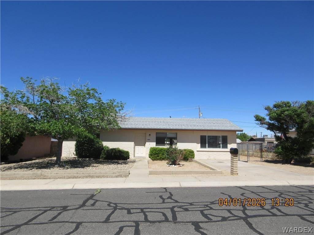 2821 Karen Avenue - Photo 1