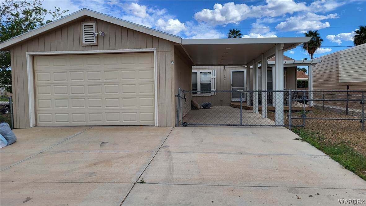 606 Gordon Drive - Photo 1