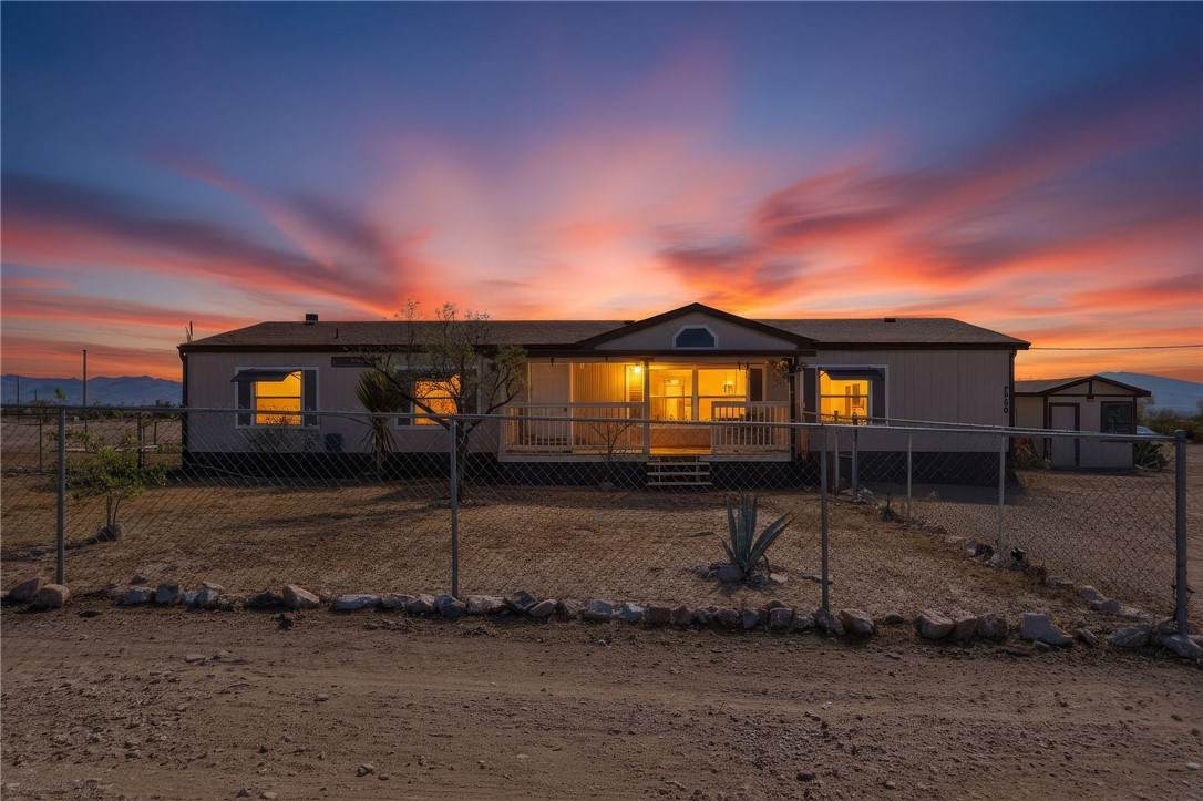 2756 Papago Road - Photo 1