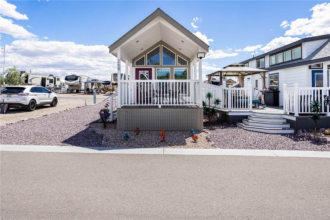 1600 Silver Creek Road - Photo 1