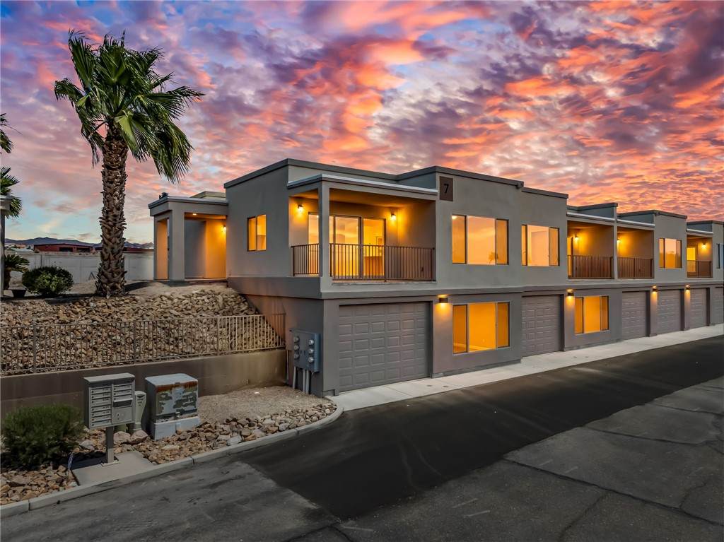 3360 Landon Drive - Photo 1