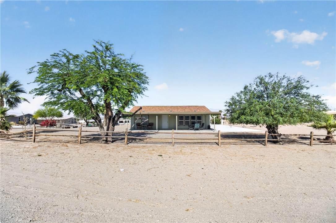 2400 Blackfoot Road - Photo 1