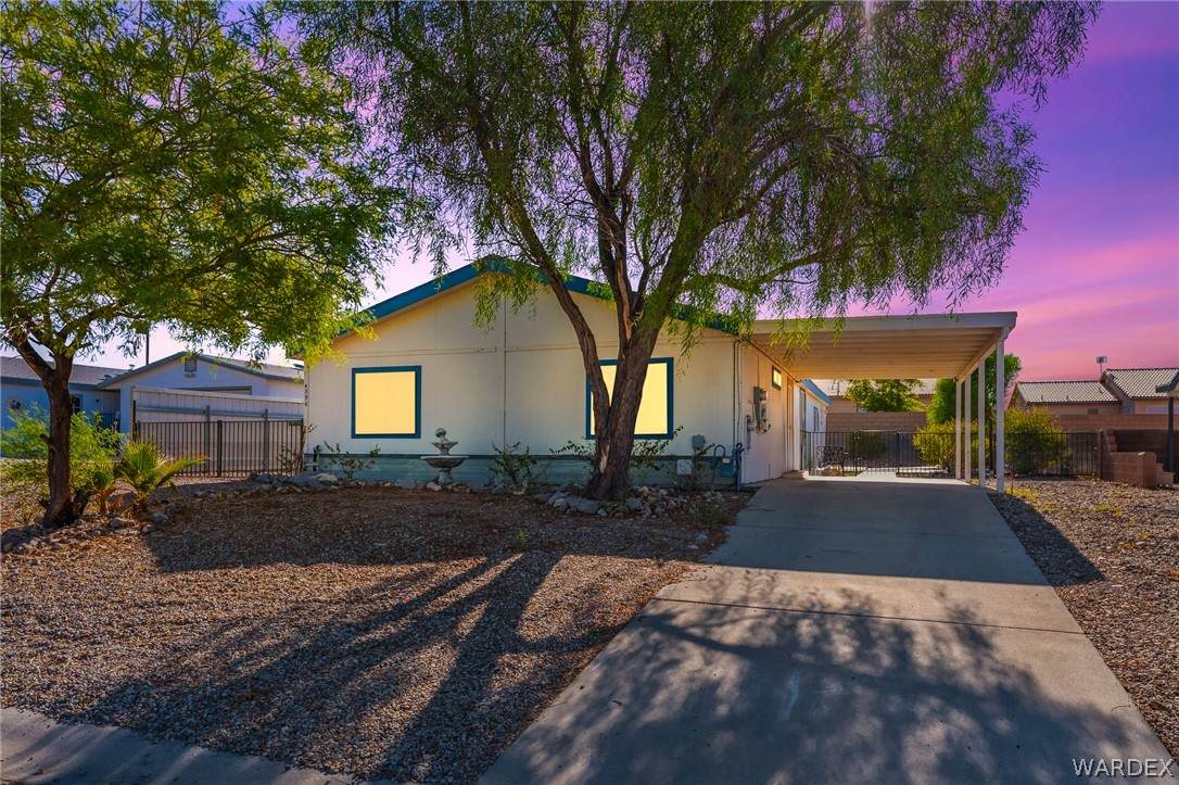 4396 Amanda Avenue - Photo 1