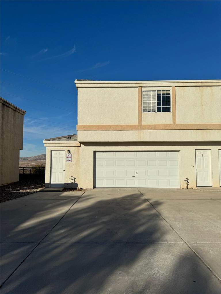 331 Phyllis Drive - Photo 1